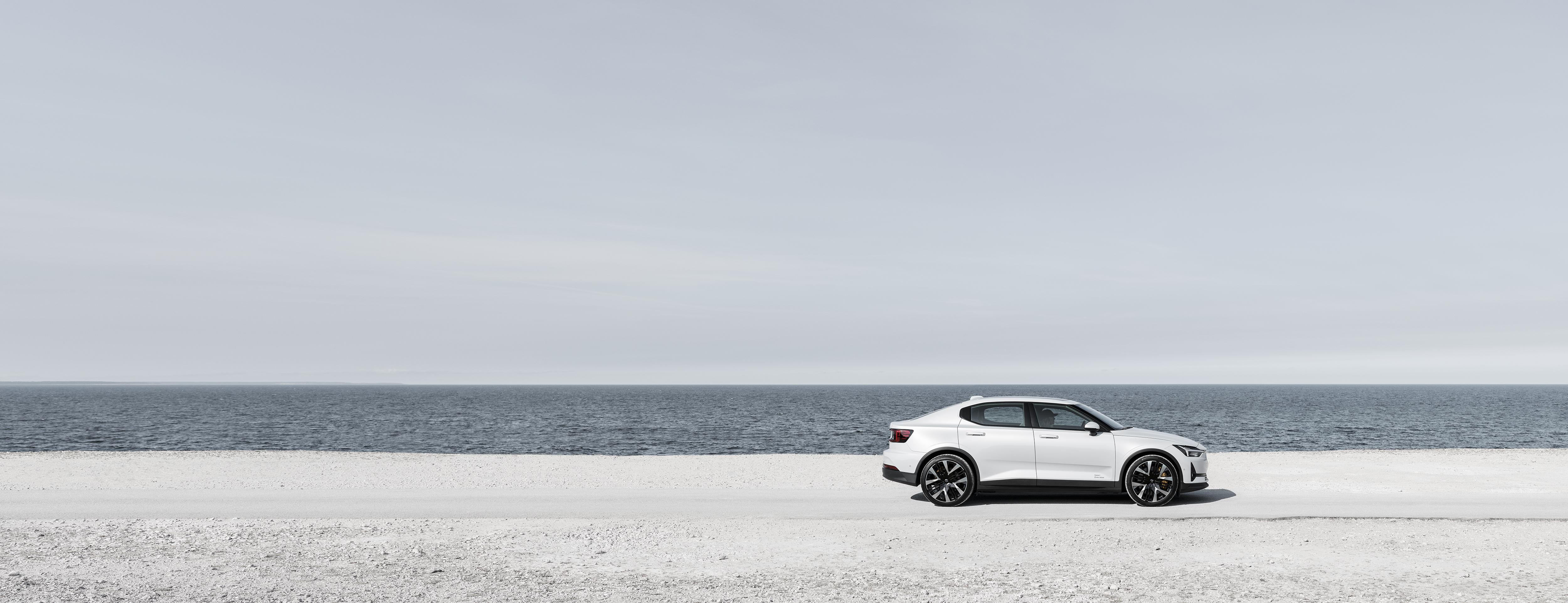 Polestar 2 side
