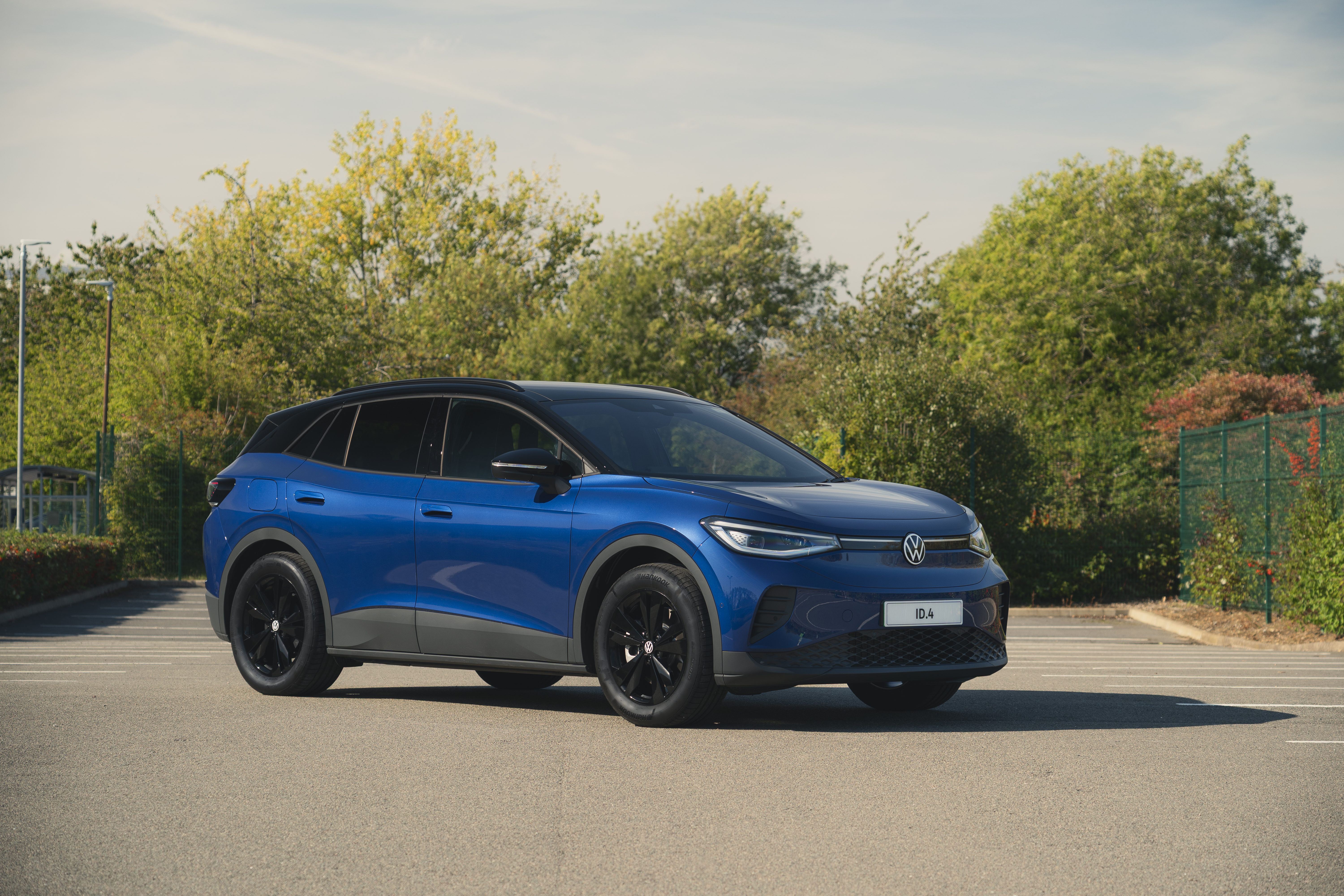 The best electric family cars to lease in 2026