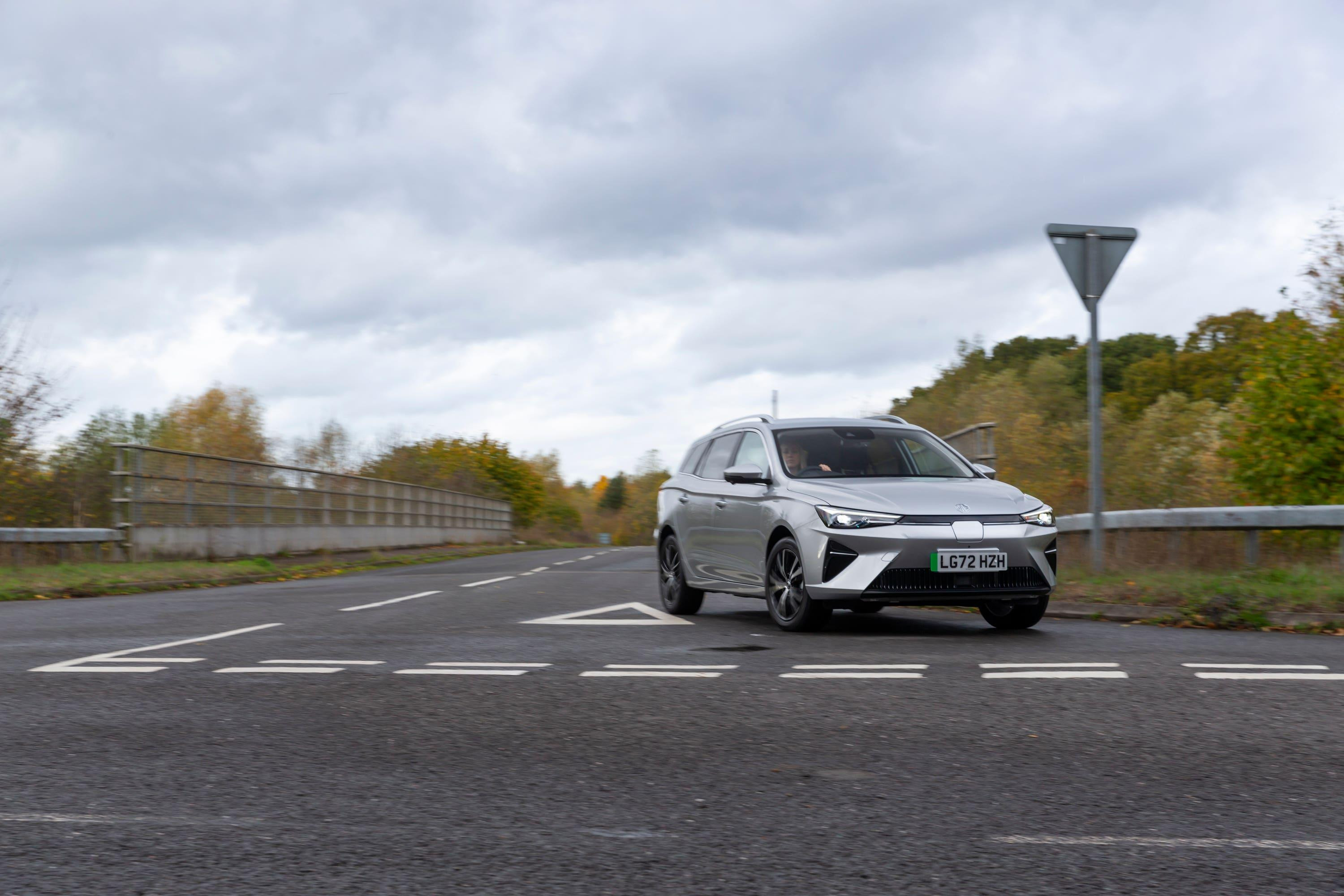 Review: MG 5